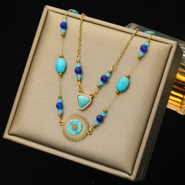 Collier : Pendentif en Pierres Bleues